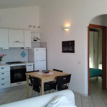 شقة Elegante E Panoramico Con Splendida Vista Mare بوجيرو