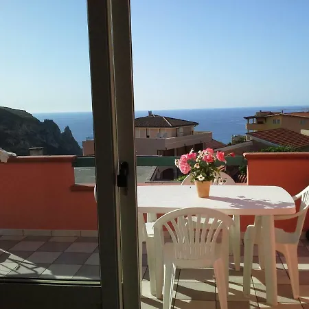 Elegante E Panoramico Con Splendida Vista Mare بوجيرو